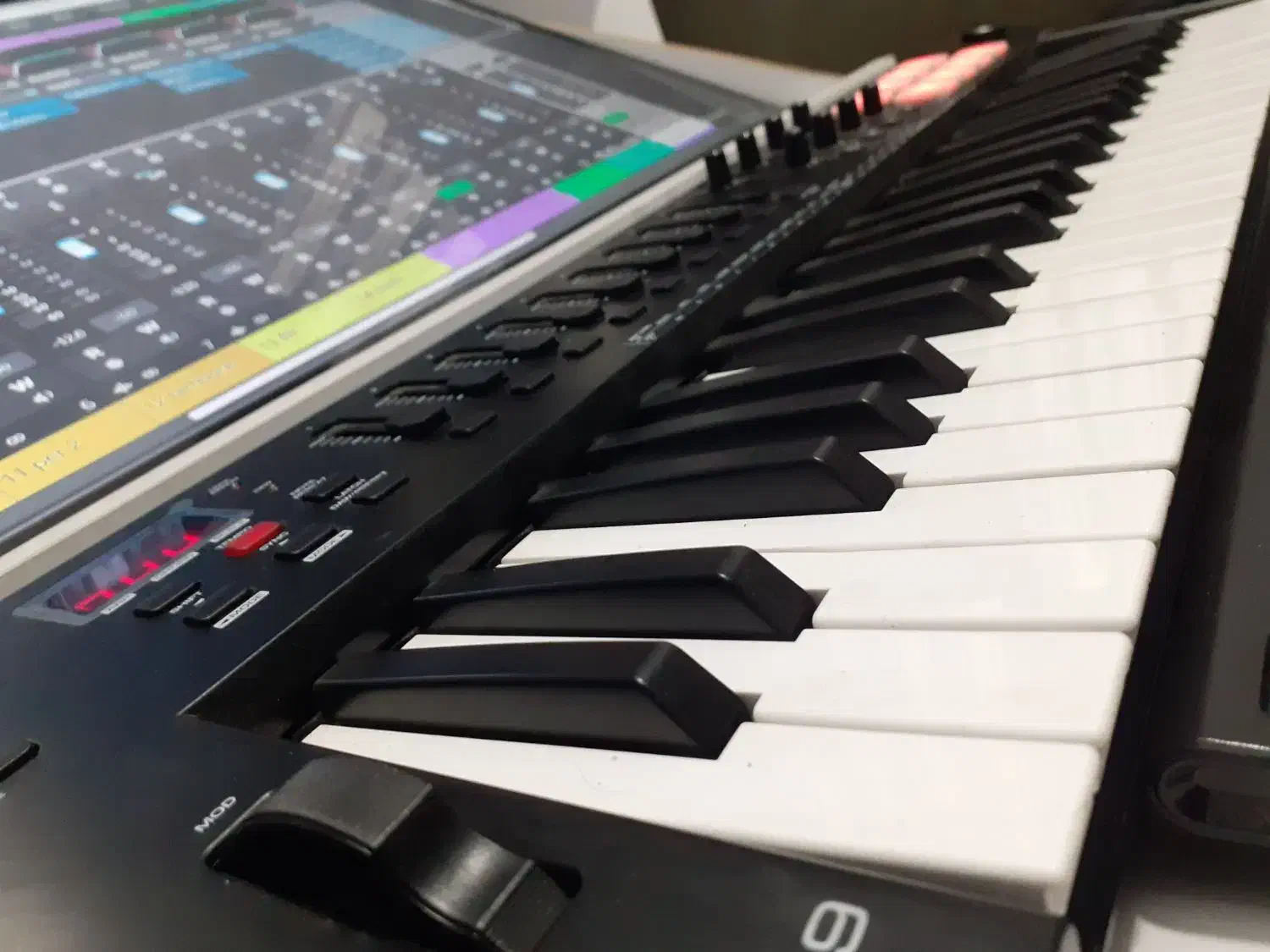 استودیو موسیقی و ضبط|خدمات پذیرایی، مراسم|اندیشه, اندیشه فاز ۱|دیوار