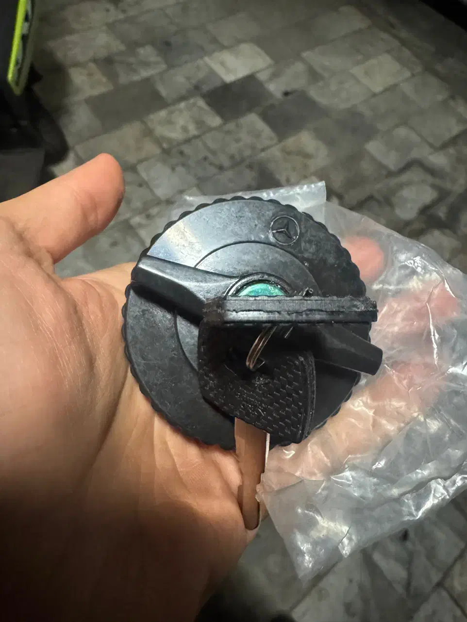 درب باک بنز کپل و معماری و... کلید دار آکبند|قطعات یدکی و لوازم جانبی|تهران, تجریش|دیوار