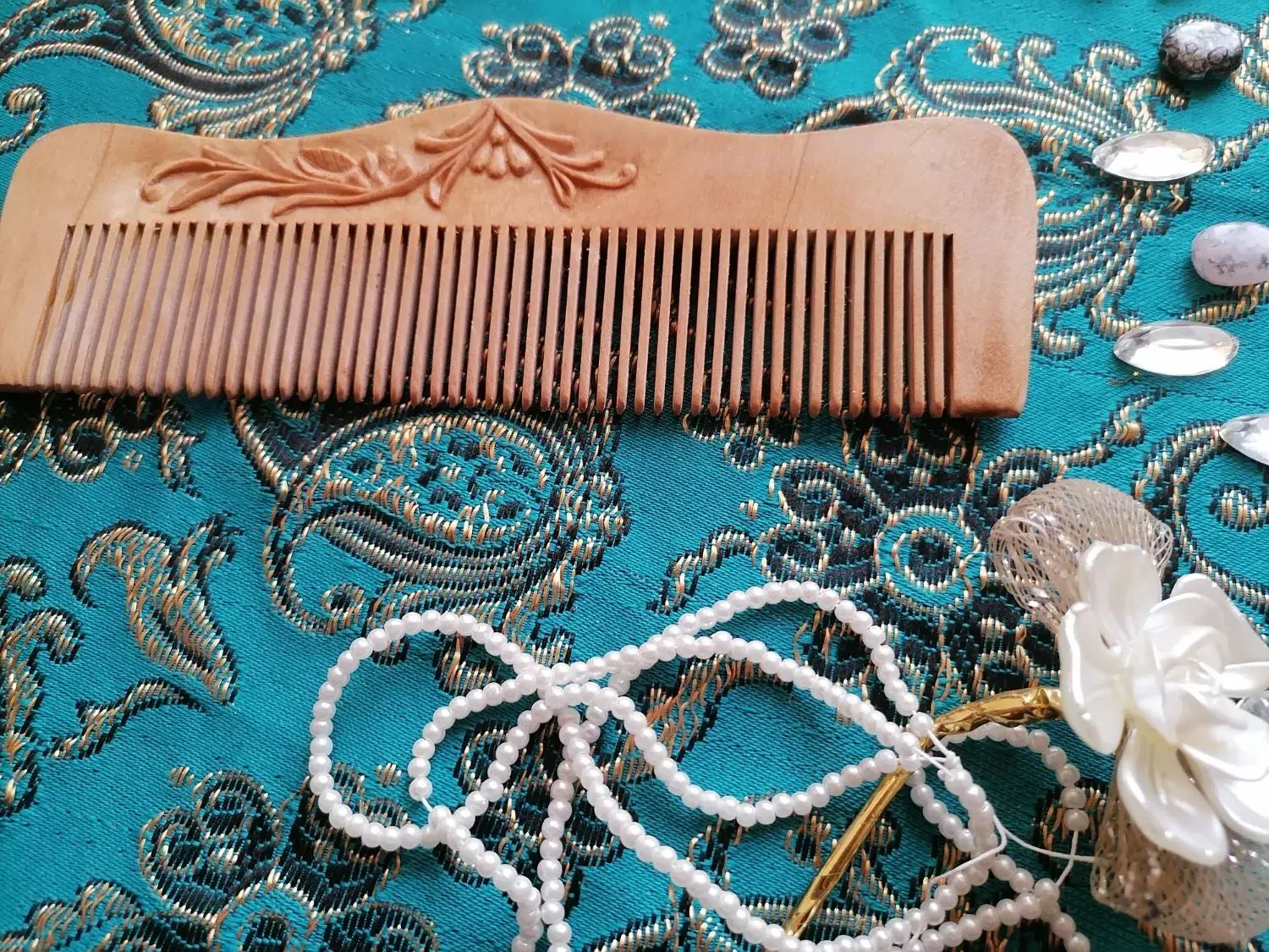 شانه چوبی منبت|صنایع دستی و سایر لوازم تزئینی|شیراز, فرهنگ شهر|دیوار