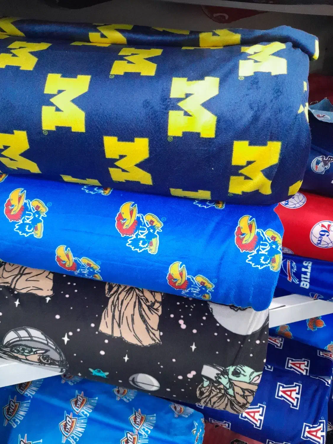 پارچه هودی|لوازم خیاطی و بافتنی|سلماس, |دیوار