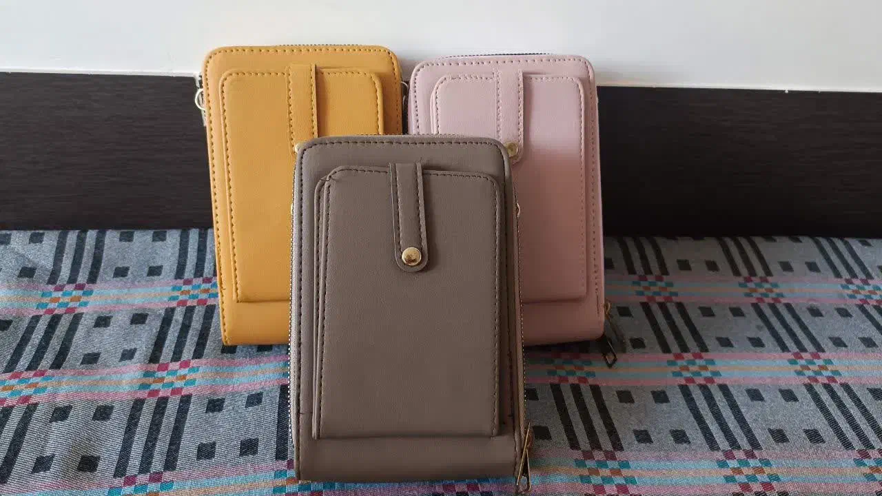 فروش تعدادی کیف به قیمت تولیدی به دلیل تغییر شغل|کیف، کفش، کمربند|مبارکه, |دیوار