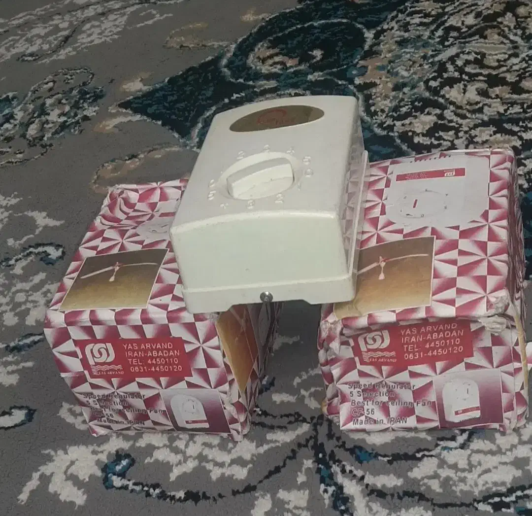 سه عدد درجه پنکه|پنکه و تصفیه‌کنندهٔ هوا|شوشتر, |دیوار