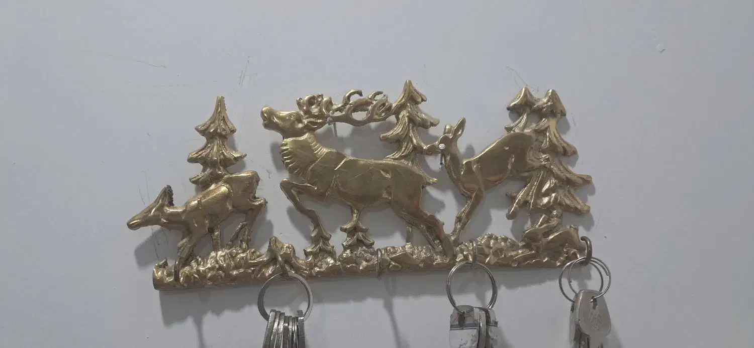 برنز|کلکسیون اشیاء عتیقه|نهاوند, |دیوار