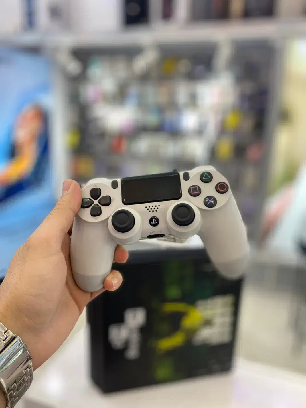 PS4 اسلیم دو دسته|کنسول، بازی ویدئویی و آنلاین|رشت, ساغری سازان|دیوار