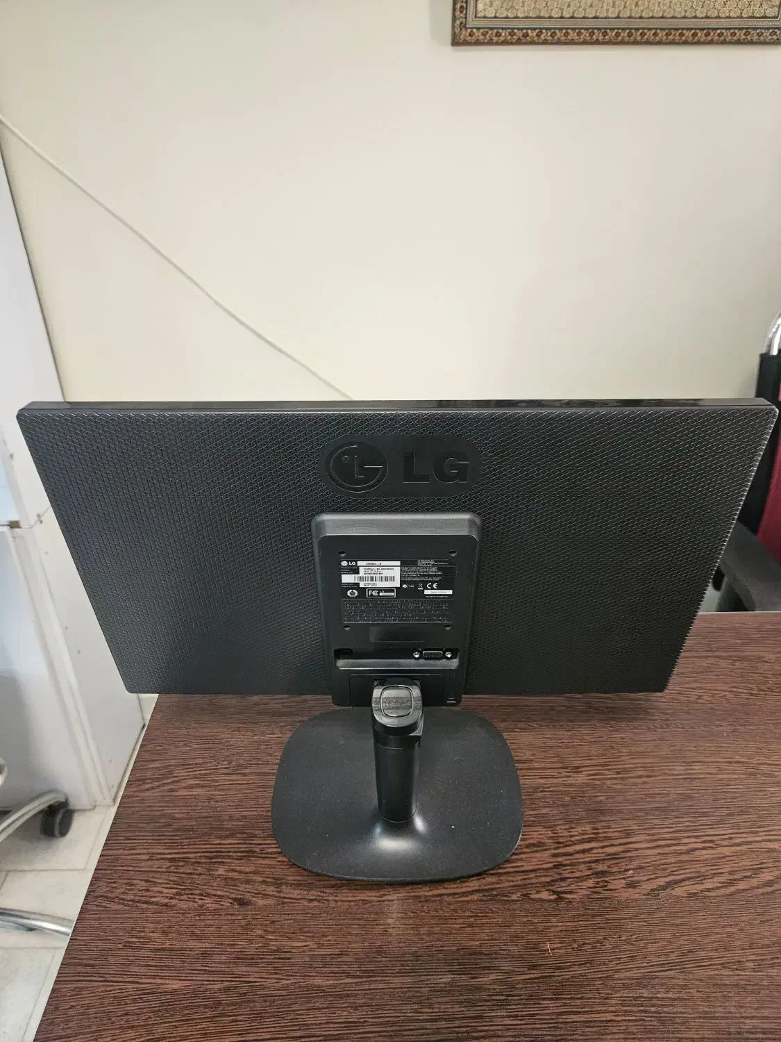 مانیتور ال جی LG|قطعات و لوازم جانبی رایانه|تهران, نیلوفر|دیوار