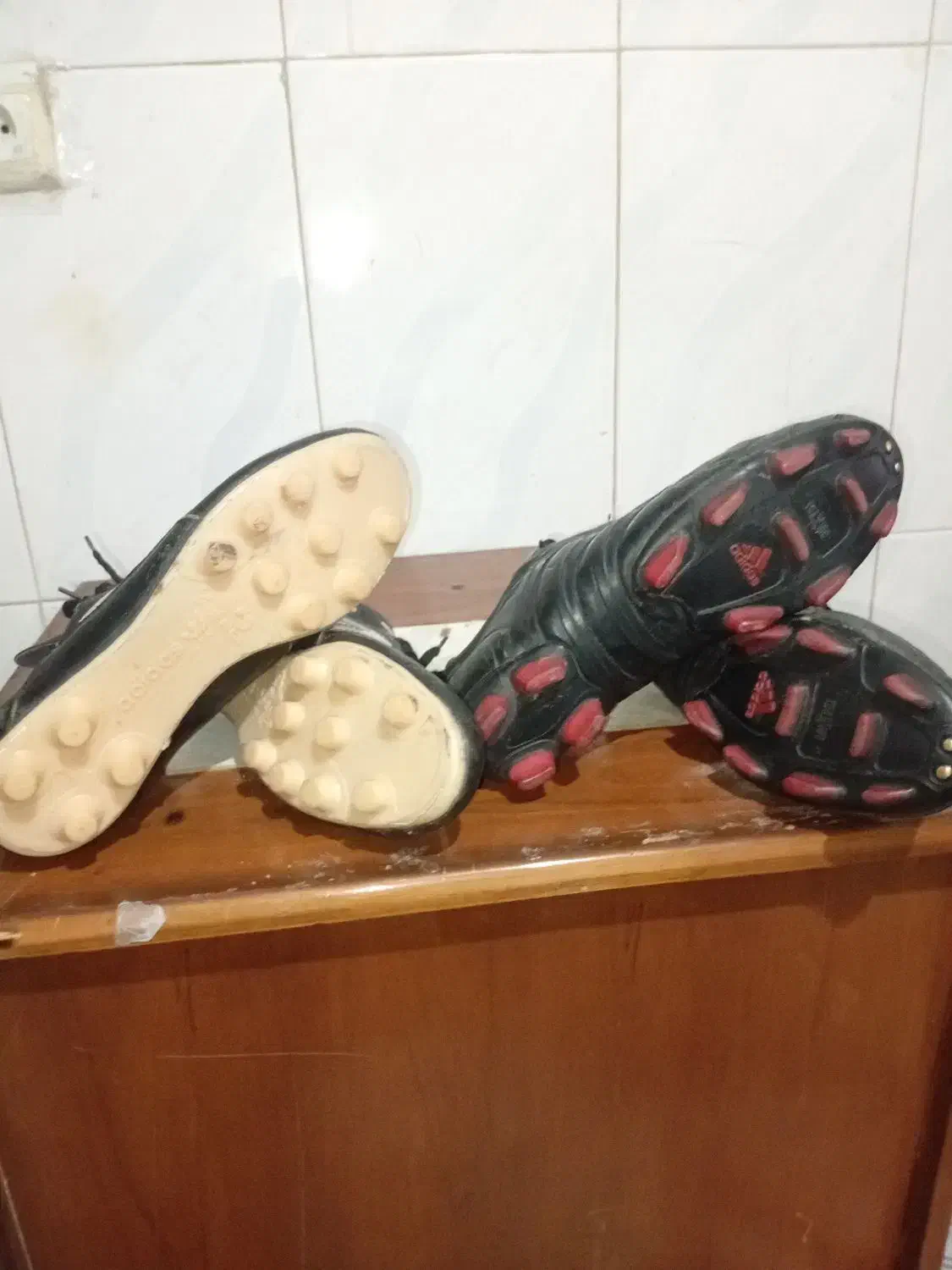 کفش فوتبال|تجهیزات ورزشی|قرچک, شهرک گلها|دیوار