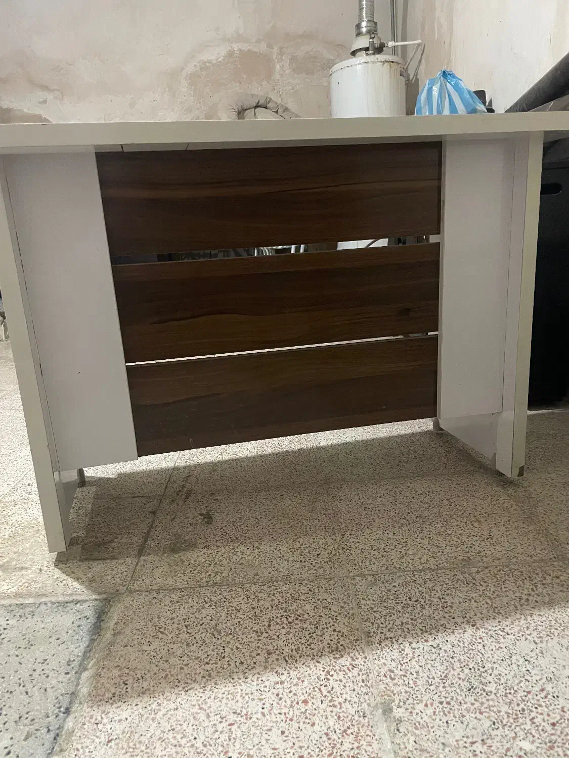 میز|میز تحریر و کامپیوتر|ارومیه, |دیوار