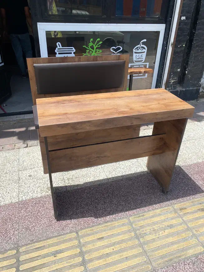 میز و صندلی کافه ای|صندلی و نیمکت|زاهدان, |دیوار