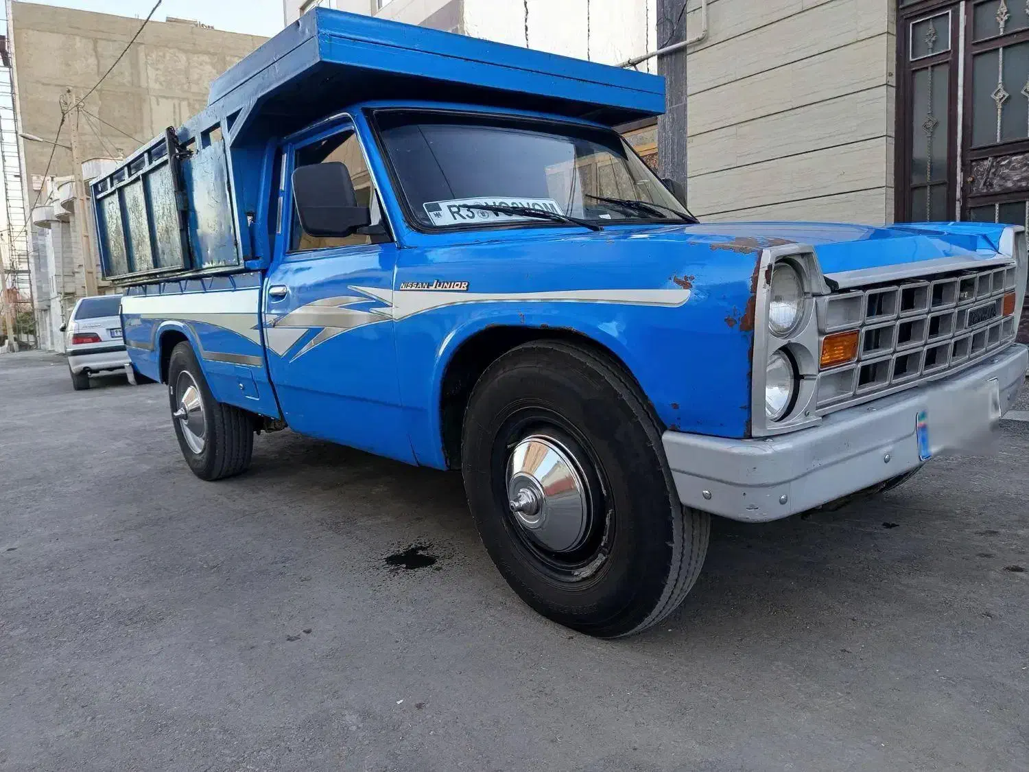 نیسان|خودرو سواری و وانت|قروه, |دیوار