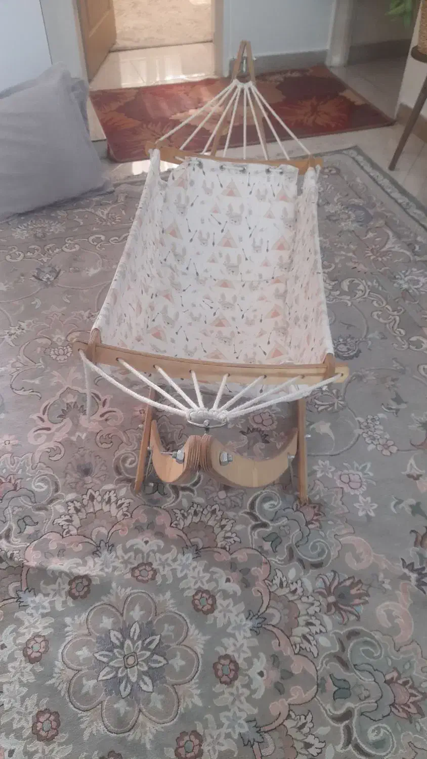 گهواره ننو|تخت و صندلی بچه|تهران, جلیلی|دیوار