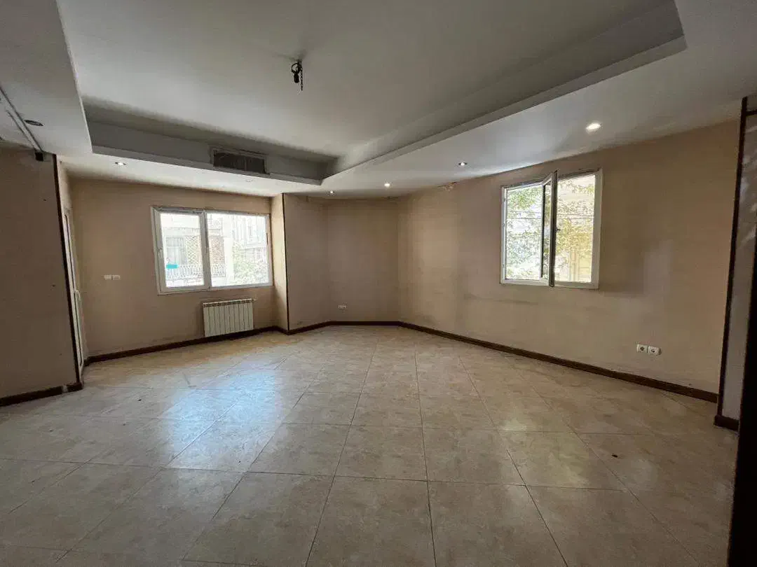 ۸۰ متر طالقانی شمالی اداری|فروش دفتر کار، اتاق اداری، مطب|کرج, برغان|دیوار