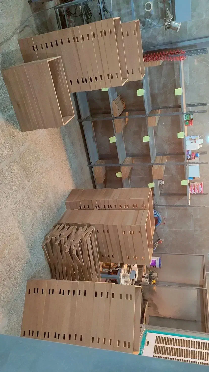 استخدام نیرو برای جعبه سازی و مونتاژ|استخدام صنعتی، فنی، مهندسی|اصفهان, اطشاران|دیوار