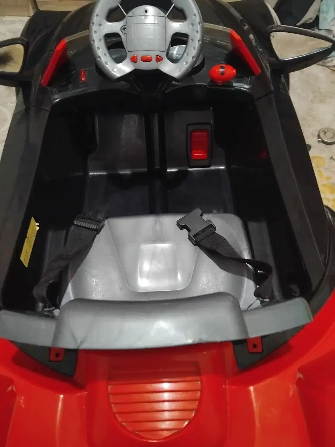 ماشین شارژی|اسباب‌بازی بچه|نسیم‌شهر, |دیوار