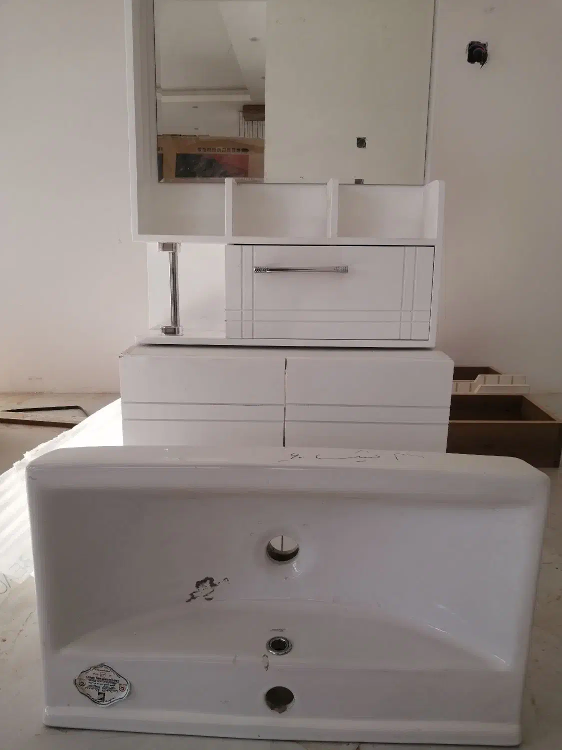 سنگ روشویی با اینه و کمد|لوازم سرویس بهداشتی|کاشان, عربها|دیوار