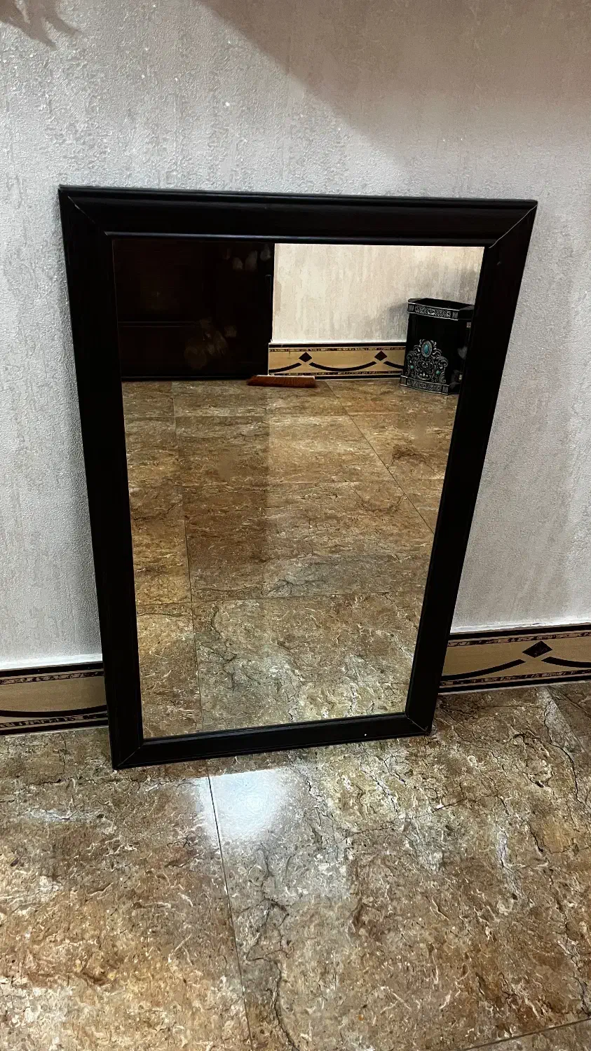 آینه با قاب چوبی|آینه|ساری, |دیوار