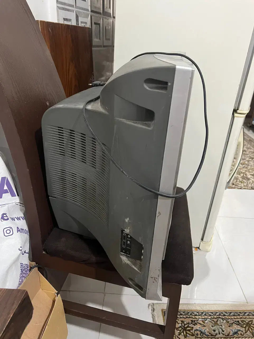 تلویزیون 21 پشت کوچک سامسونگ|تلویزیون و پروژکتور|رشت, نخودچر|دیوار