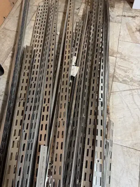 آویز رگال|کتابخانه، شلف، قفسه‌های دیواری|خوی, |دیوار