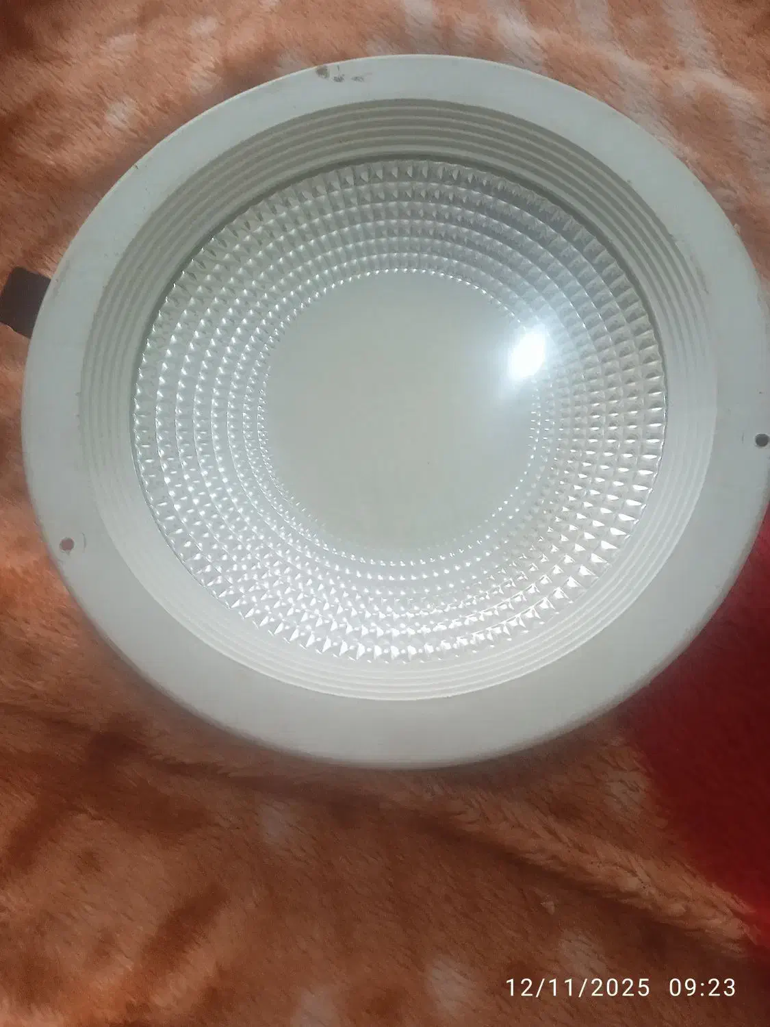 لامپ ال ای سالم در حدو نو|لامپ و چراغ|خرمآباد, |دیوار