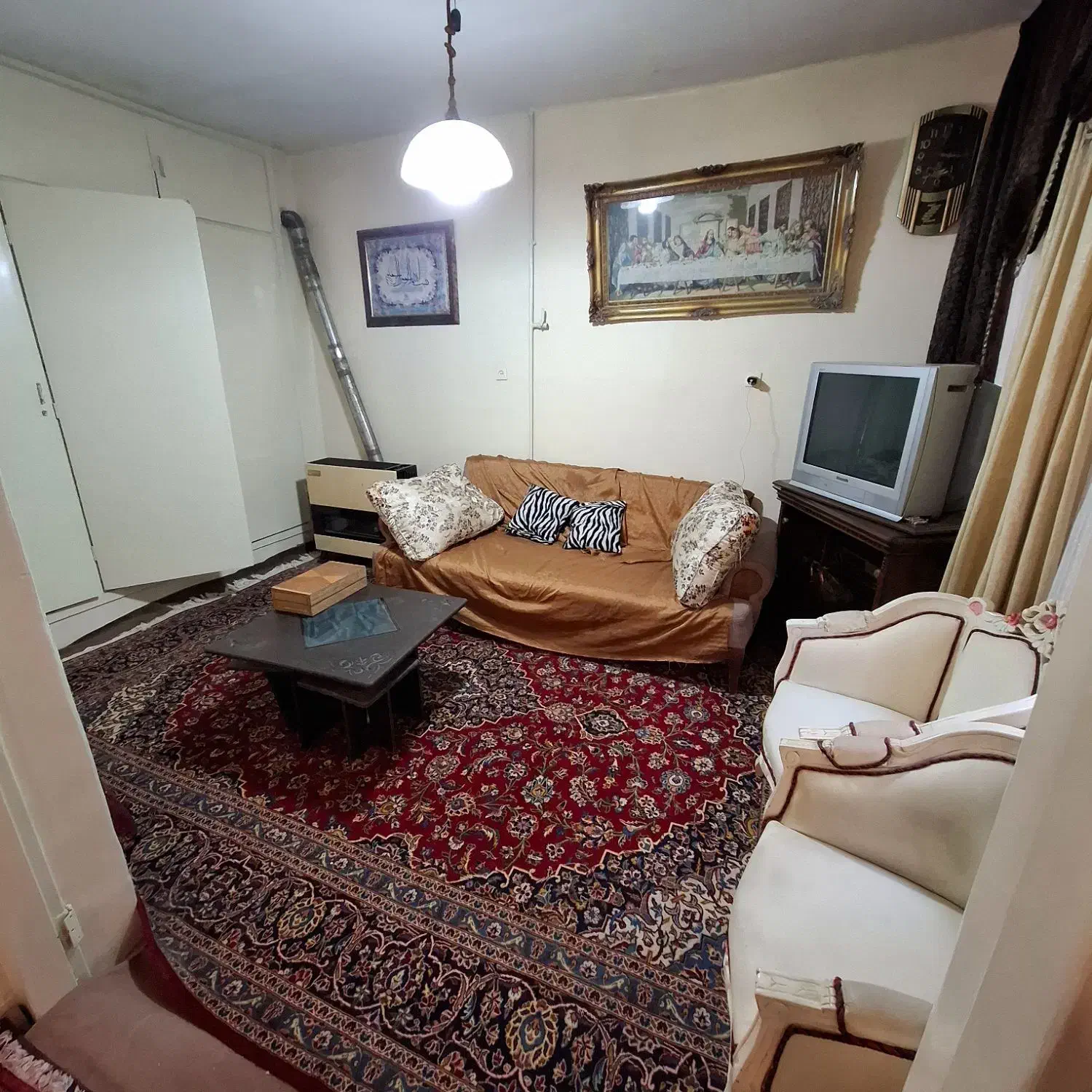 خونه اجاره روزانه...پارکینگ نارمک میدان امام حسین|اجارهٔ کوتاهمدت آپارتمان و سوئیت|تهران, نارمک جنوبی|دیوار