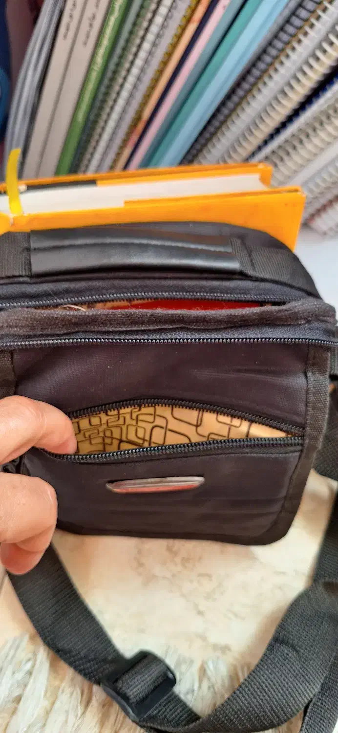 کیف اسپورت پسرانه دانشجویی|کیف، کفش، کمربند|قزوین, |دیوار