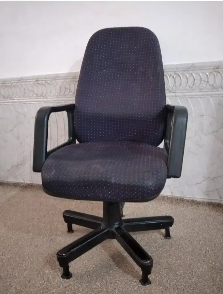 صندلی|مبلمان اداری|دهلران, |دیوار