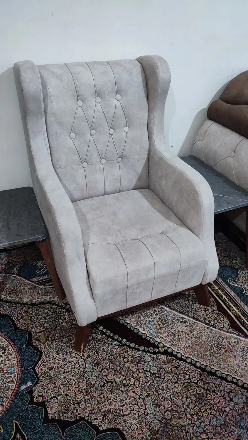 یک دست مبل هفت نفره با میز|مبلمان خانگی و میز عسلی|طبس, |دیوار