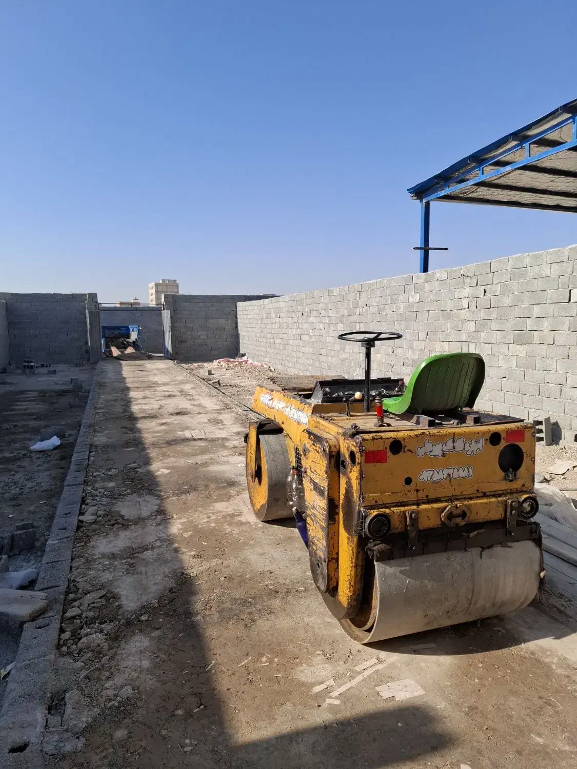 اجاره غلطک بیست تن/ده تن آلمانی بااپراتور حرفه ای|خدمات پیشه و مهارت|رباطکریم, شهرک صنعتی صباشهر|دیوار