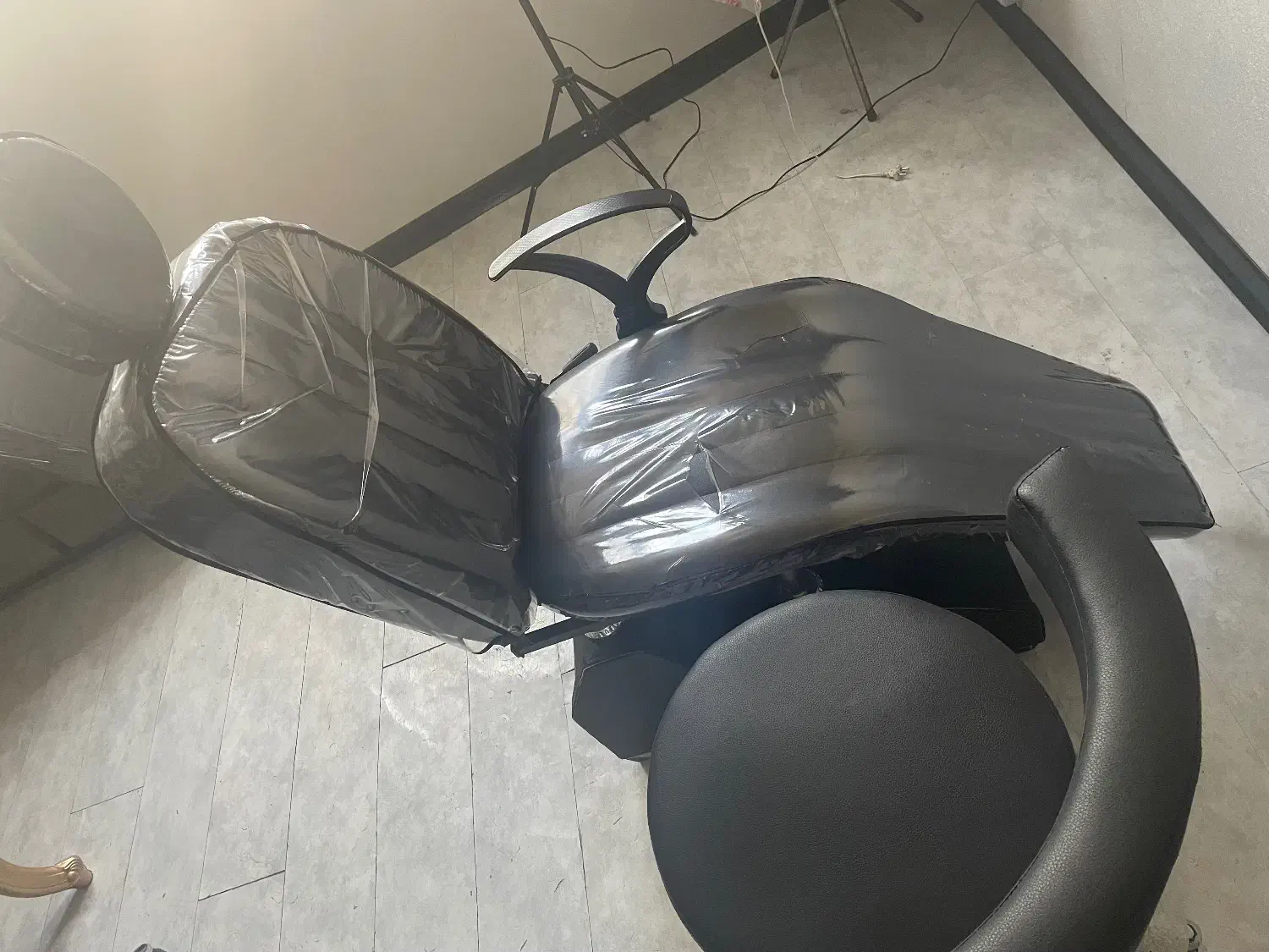 فروش وسایل آرایشی|آرایشگاه و سالنهای زیبایی|فلاورجان, |دیوار