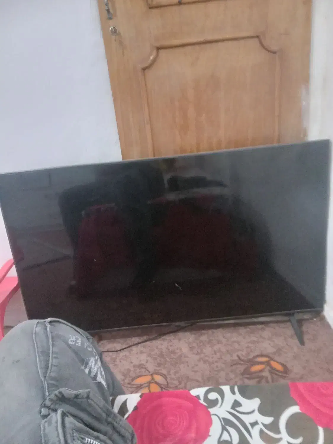 ال ای دی|تلویزیون و پروژکتور|شیراز, محراب|دیوار