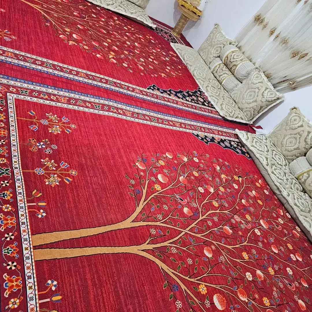 شانل|فرش|رشت, سعدی (تختی)|دیوار