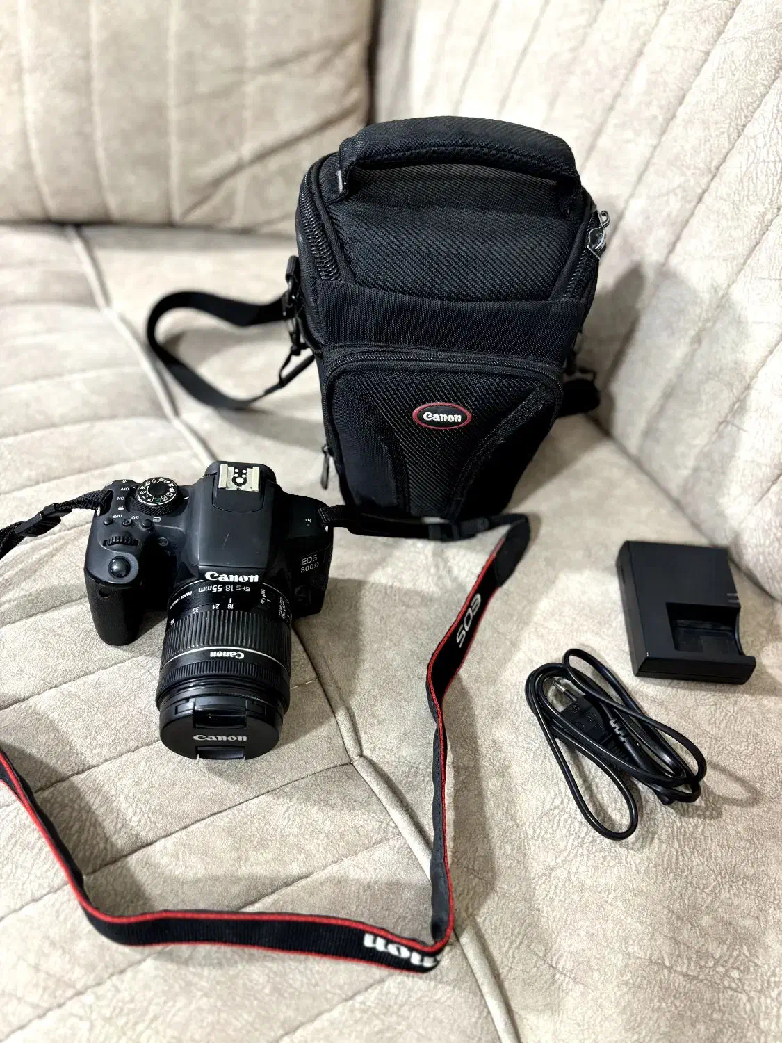 دوربین عکاسی canon800D|دوربین عکاسی و فیلم‌برداری|همدان, |دیوار
