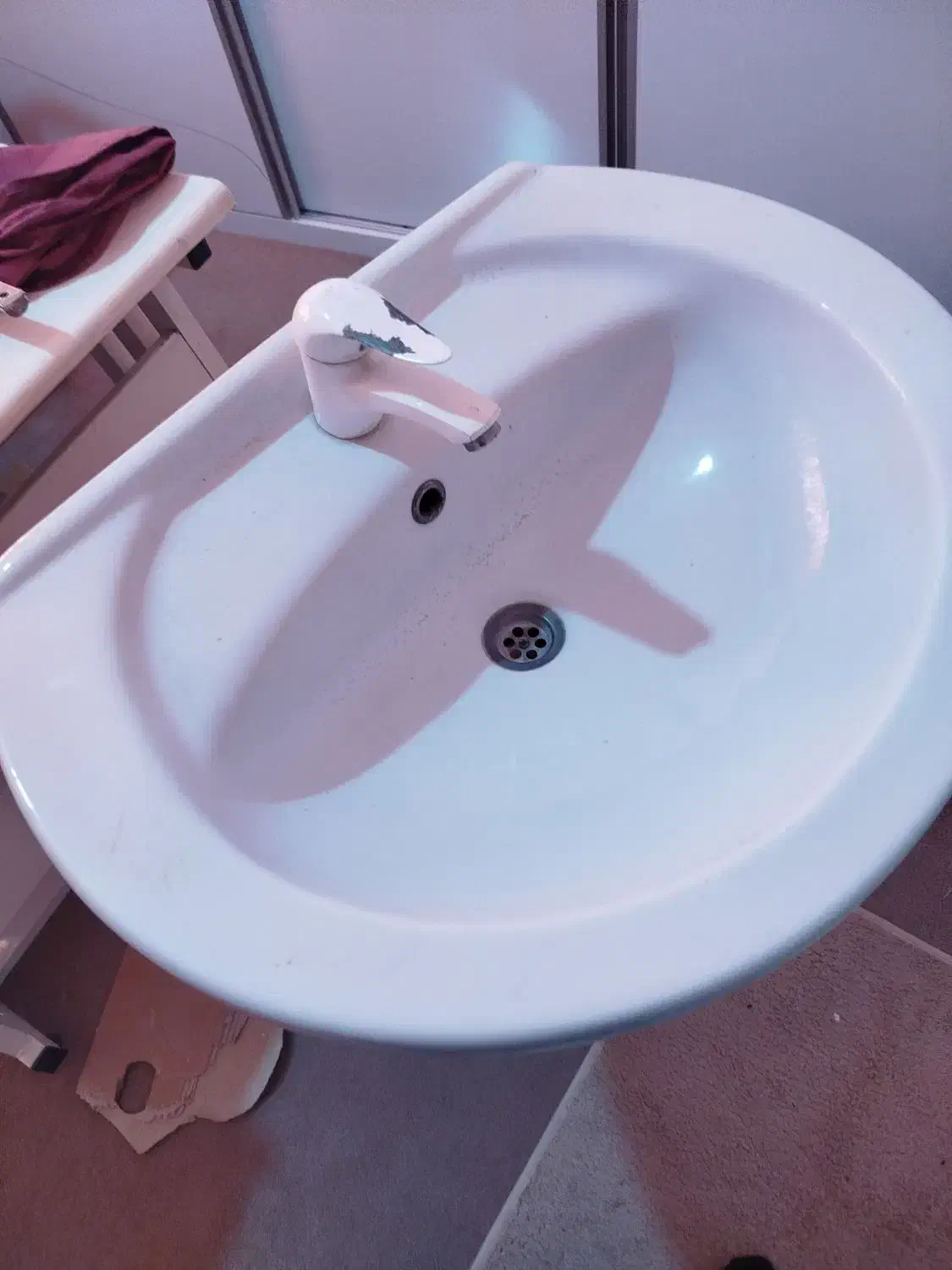 روشویی|لوازم سرویس بهداشتی|سنندج, |دیوار