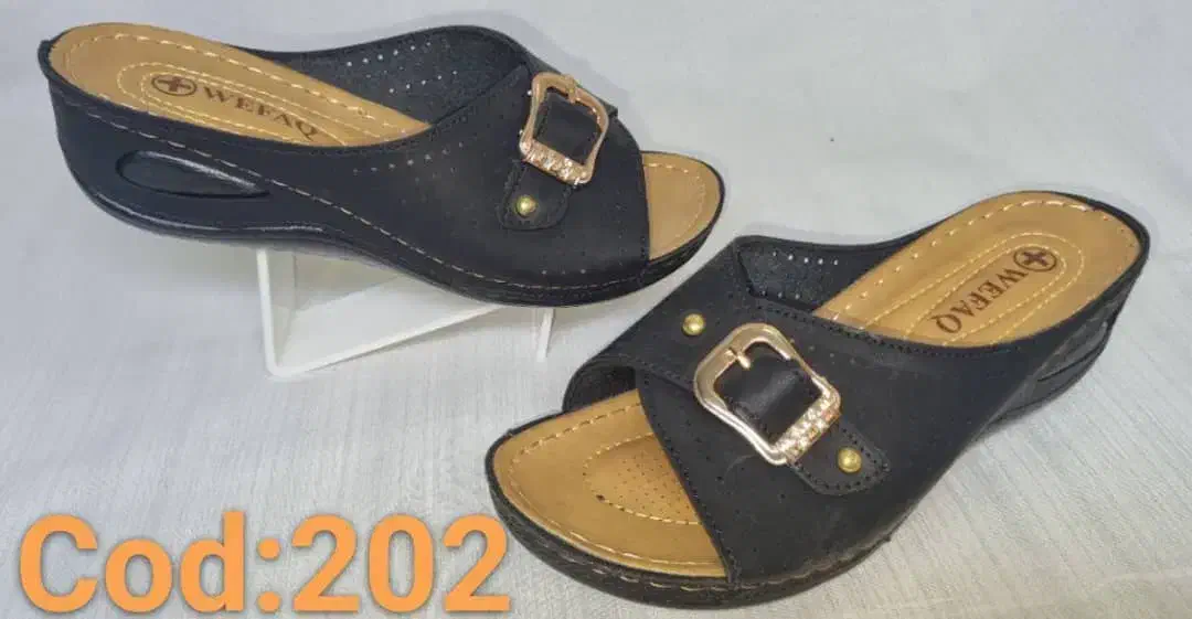 رو فرشی|روفرشی|قم, سراجه (۱۵ خرداد)|دیوار