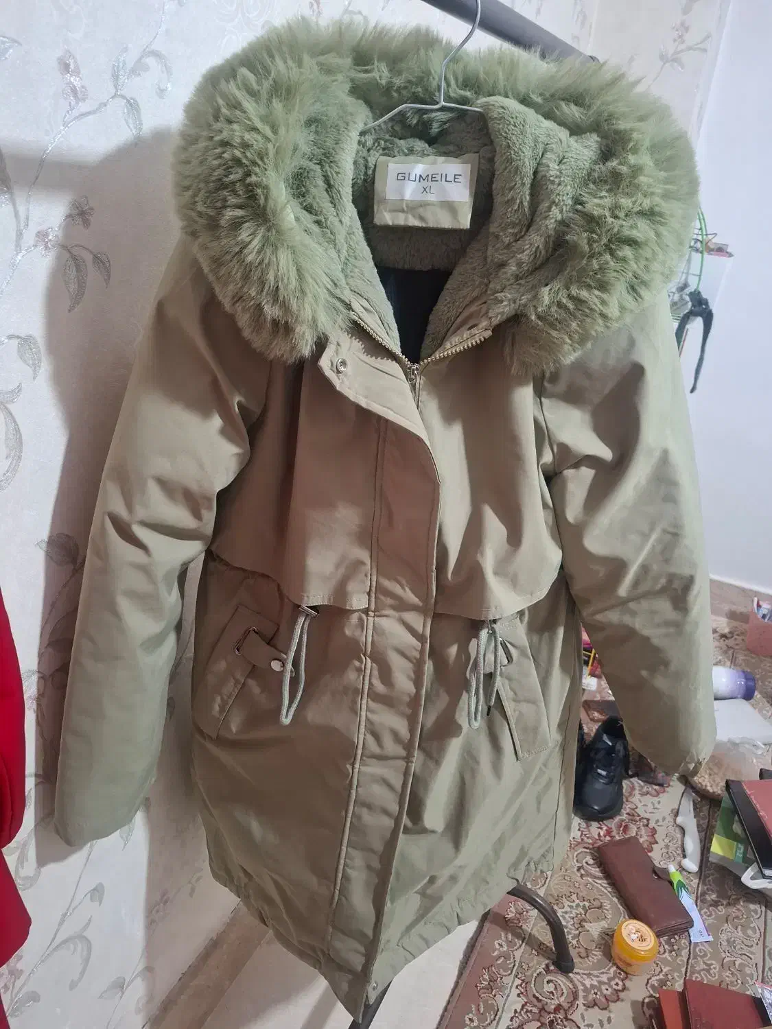 کاپشن|لباس|نهاوند, |دیوار