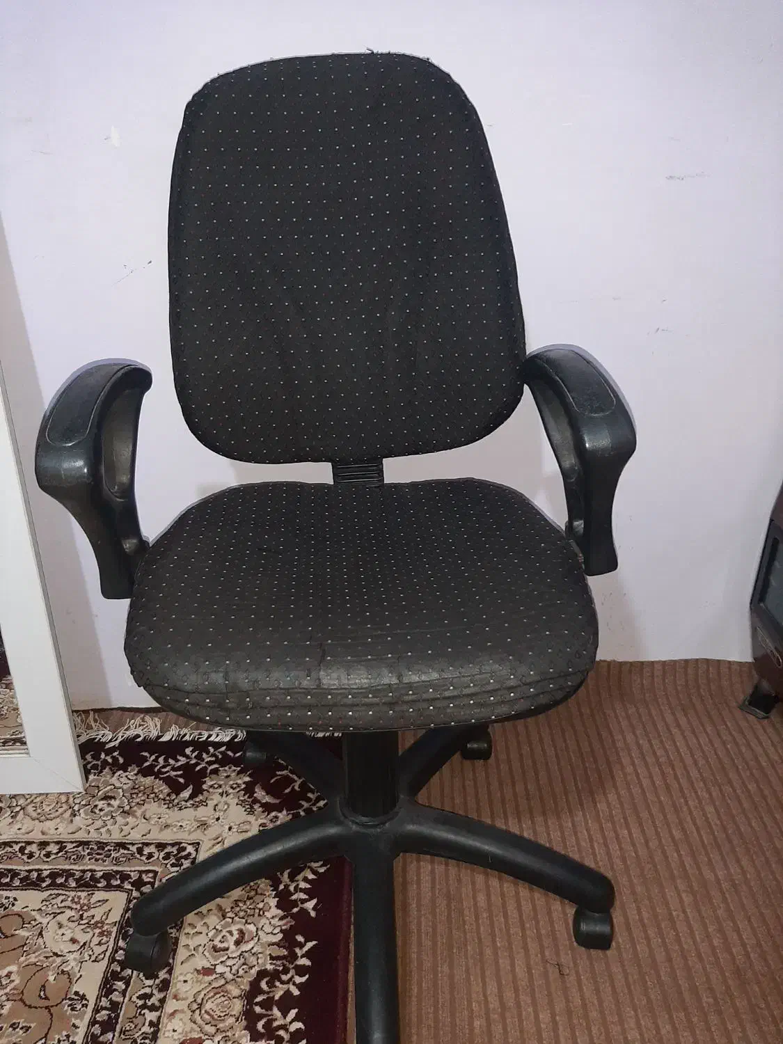 صندلی گردون اداری جک دار|دفتر کار|خرمدره, |دیوار