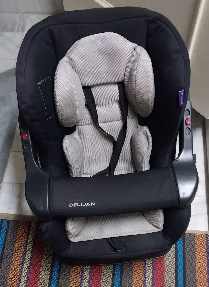 صندلی کودک|تخت و صندلی بچه|قم, بنیاد|دیوار