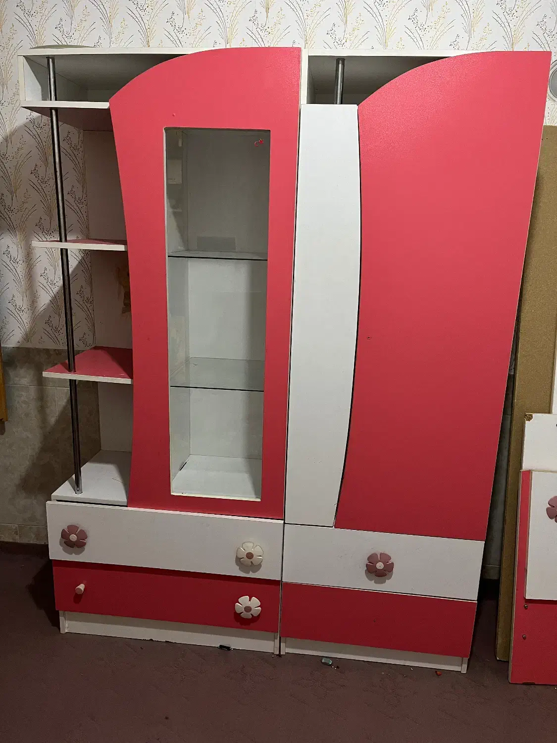 کمد کودک|تخت و سرویس خواب|کاشان, فاز ۲ ناجی آباد|دیوار