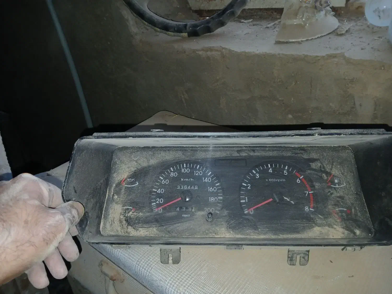 لوازم پیکان و وانت پیکان|قطعات یدکی و لوازم جانبی|اراک, |دیوار