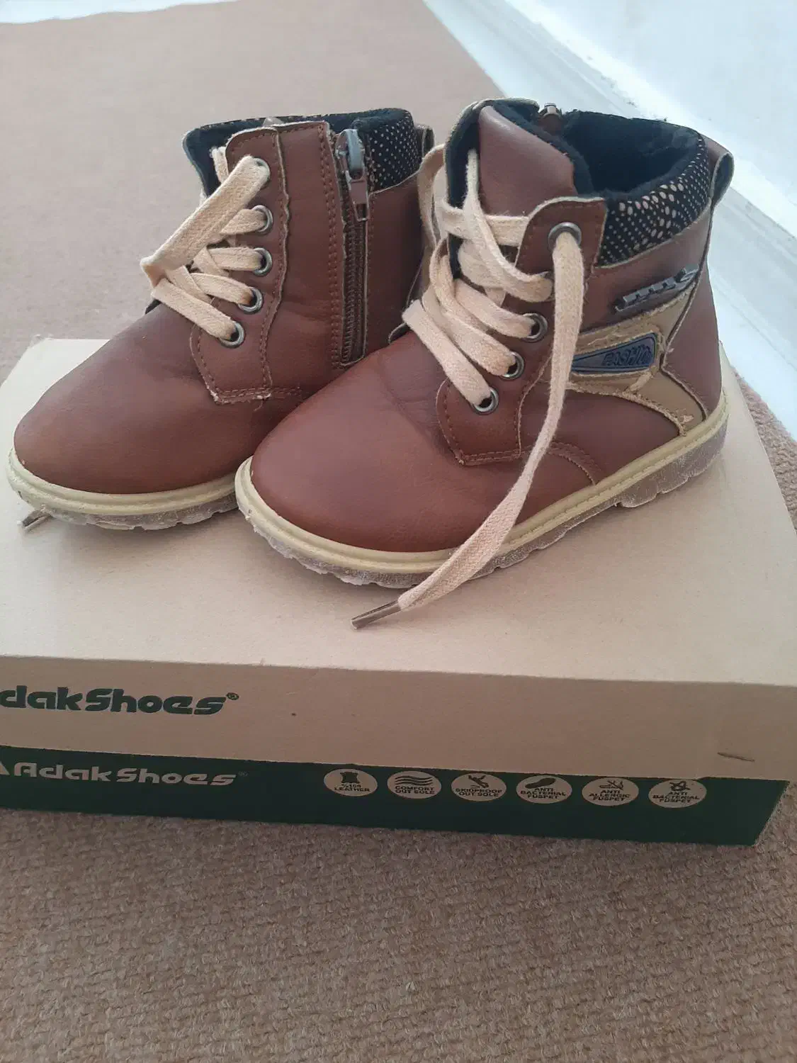 پوتین هم دخترانه هم پسرانه  معاوضه|کیف، کفش، کمربند|ایلام, |دیوار