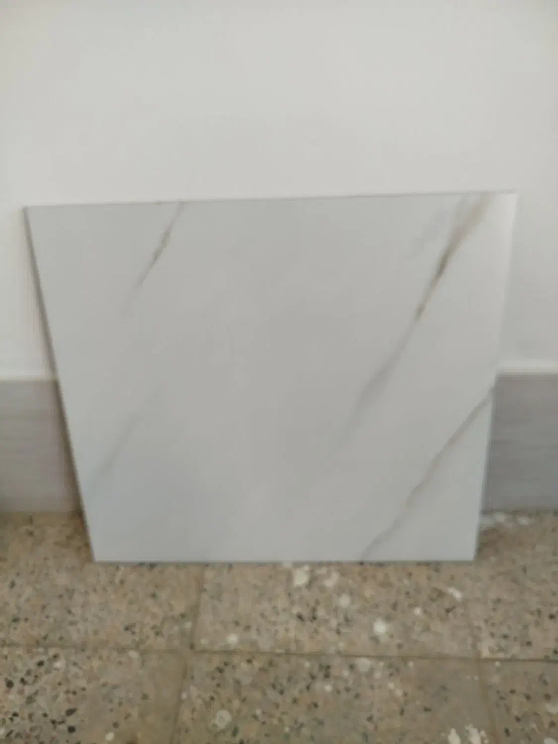 سرامیک فقط ۱۱۰|مصالح و تجهیزات ساختمان|برخوار, |دیوار