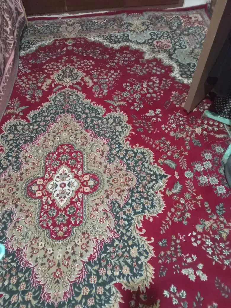 فرش ماشینی ۱۲ مت سالم|فرش|اهر, |دیوار