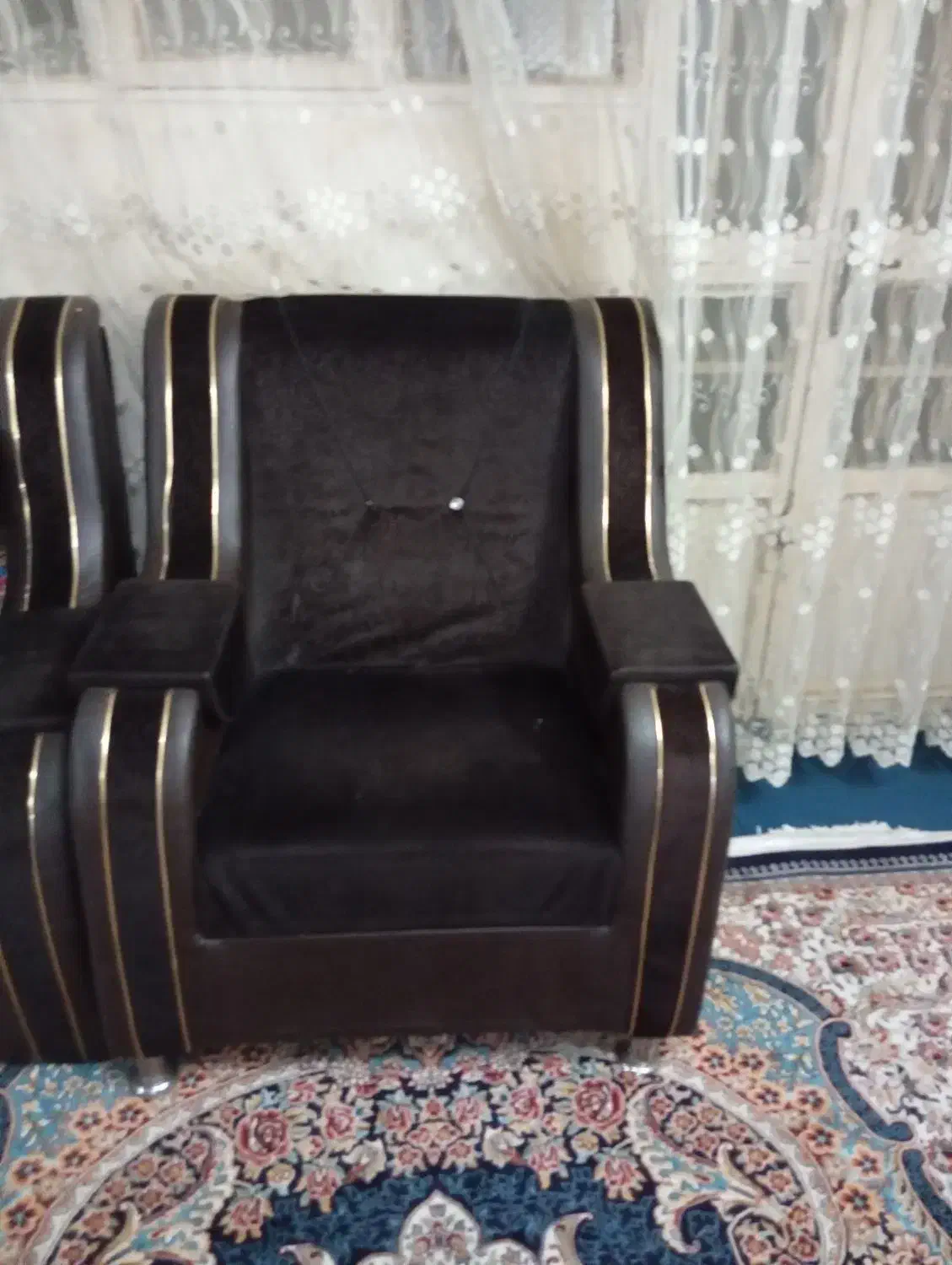 مبل راحتی|مبلمان خانگی و میز عسلی|گلبهار, شهر جدید گلبهار|دیوار