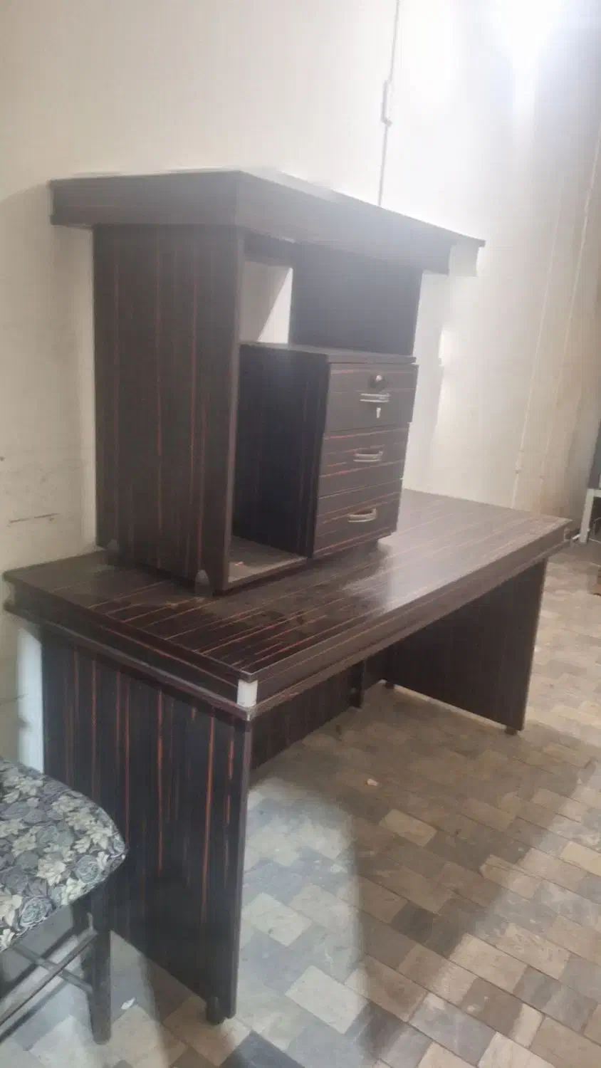 میز  اداری|مبلمان اداری|قم, زنبیل آباد|دیوار