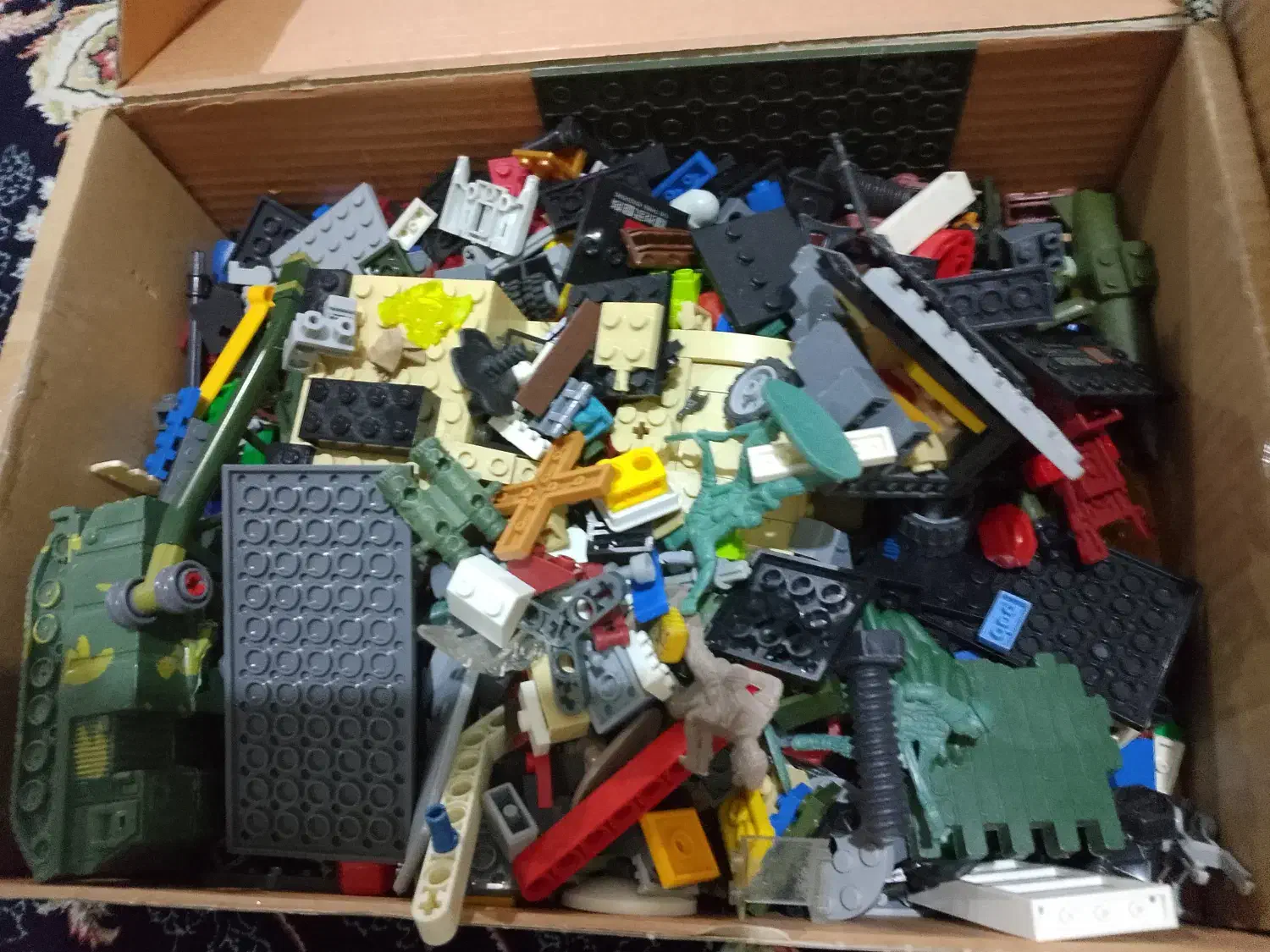 فروش هزاران قطعه لگو|اسباببازی|شیراز, فرگاز|دیوار