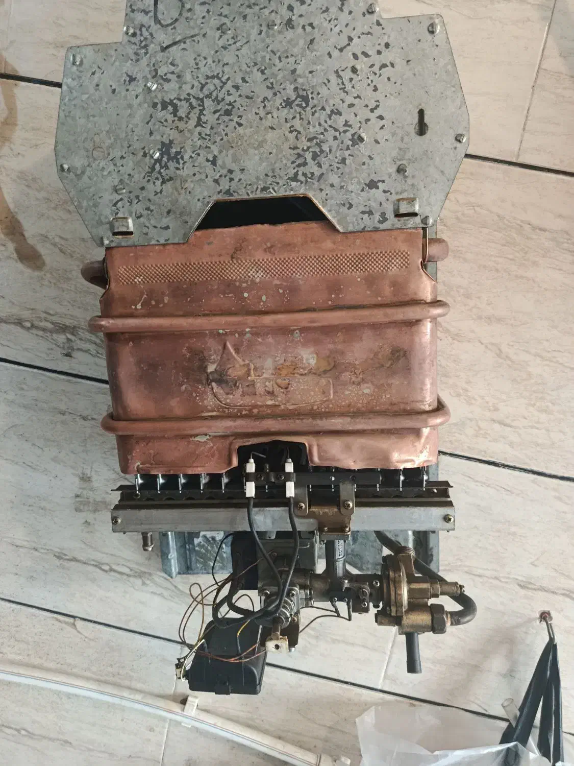 آبگرمکن جرقه ای|آبگرمکن، پکیج، شوفاژ|شهرکرد, |دیوار