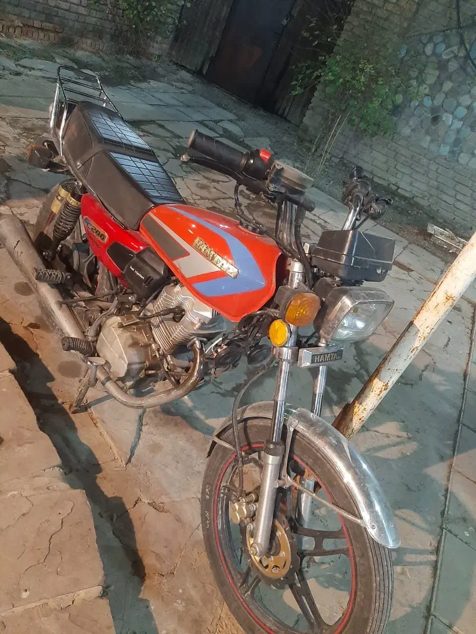 فروشی|موتورسیکلت|چهارباغ, |دیوار