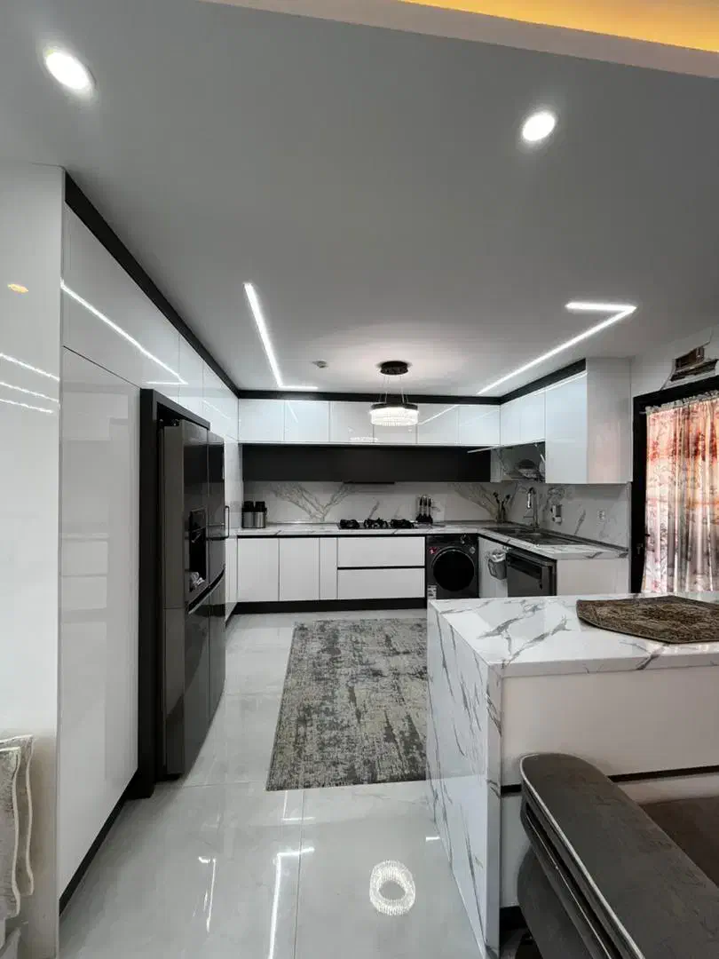 تک واحدی جذاب و استثنایی در معلم|فروش آپارتمان|رشت, علی آباد|دیوار