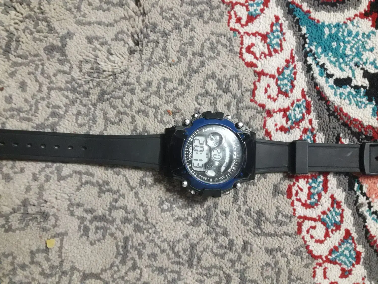 ساعت مچی|ساعت|شیروان (خراسان), |دیوار