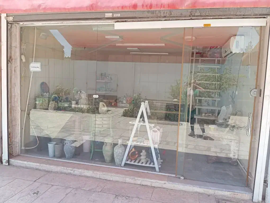 فروش یک باب مغازه ۱۸ متر و بالکن ۱۸ متر مرکز خرید|فروش مغازه و غرفه|تهران, شهرک دانشگاه|دیوار