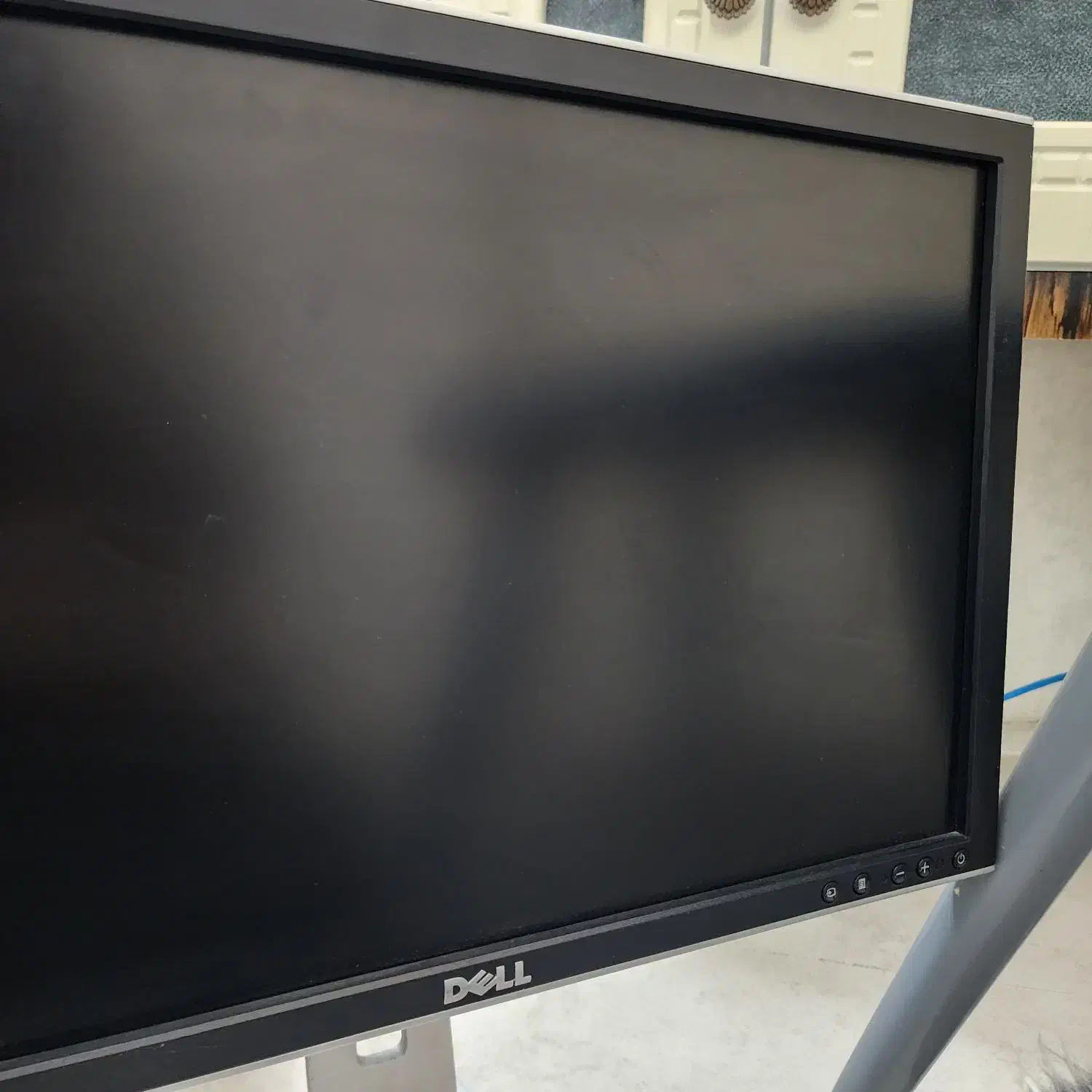 مانیتور ۲۰ اینچ دل آسانسوری|قطعات و لوازم جانبی رایانه|مشهد, فردوسی|دیوار